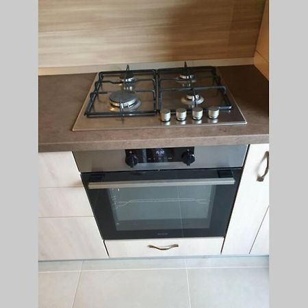 Апартаменти Confort Studio With A Marvelous Kitchen Бухарест Екстер'єр фото
